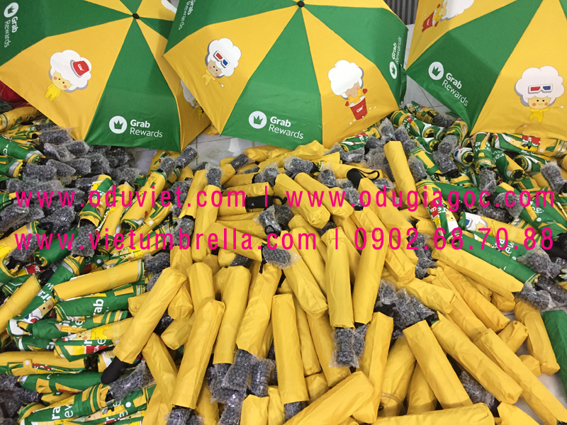 xưởng sản xuất ô dù cầm tay in logo quảng cáo
